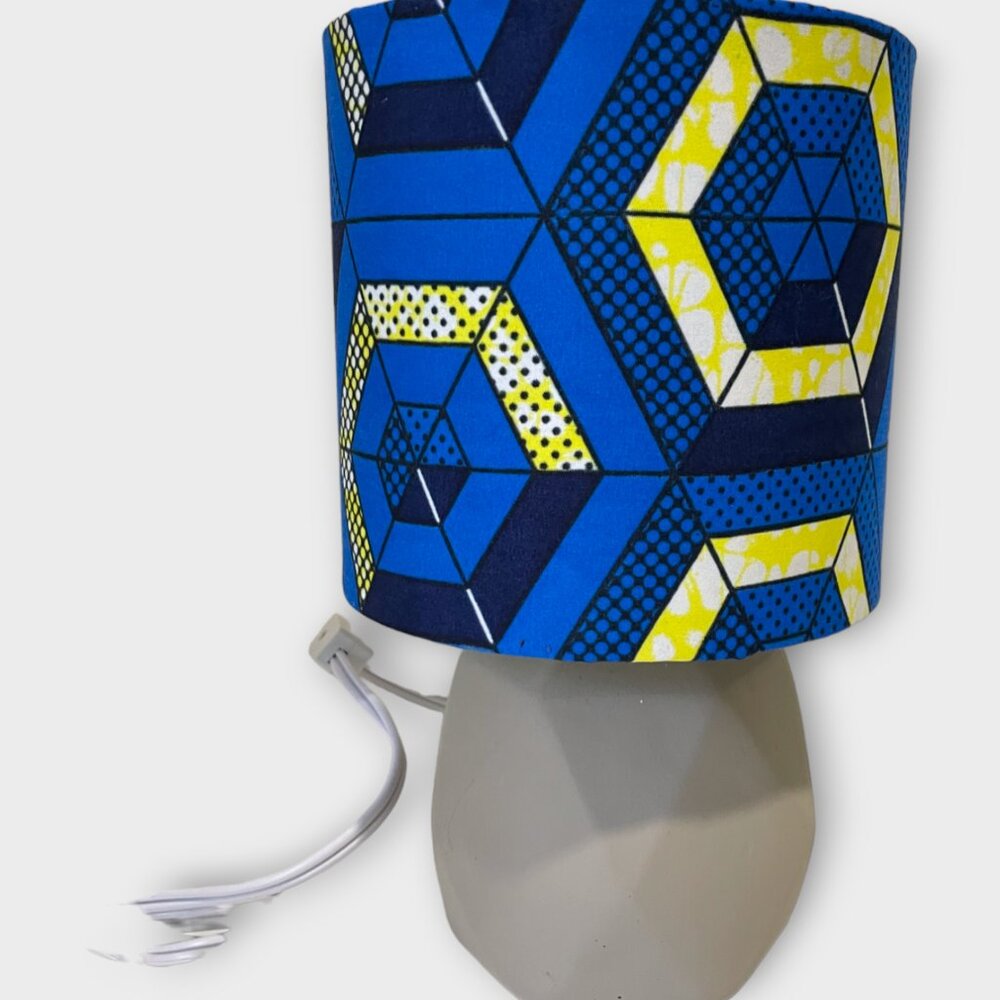 Ankara table lamp with cube base